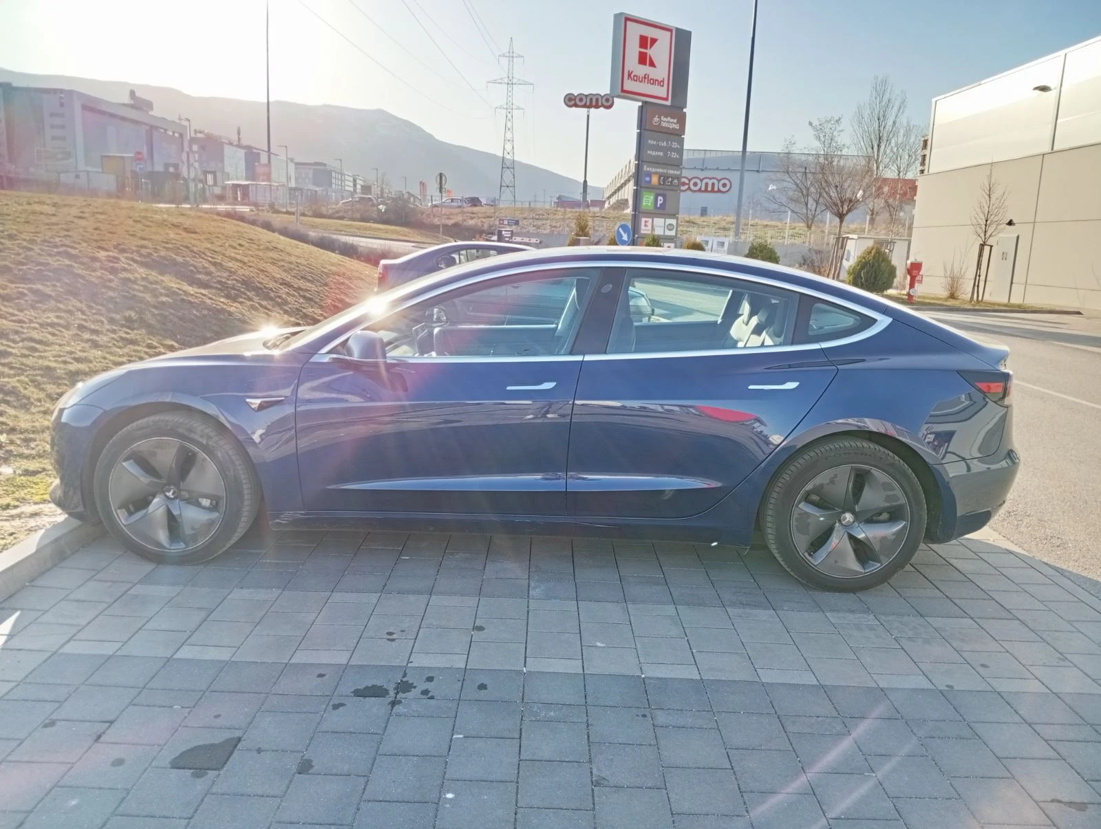 Tesla Model 3 | Mobile.bg � ����������� 5