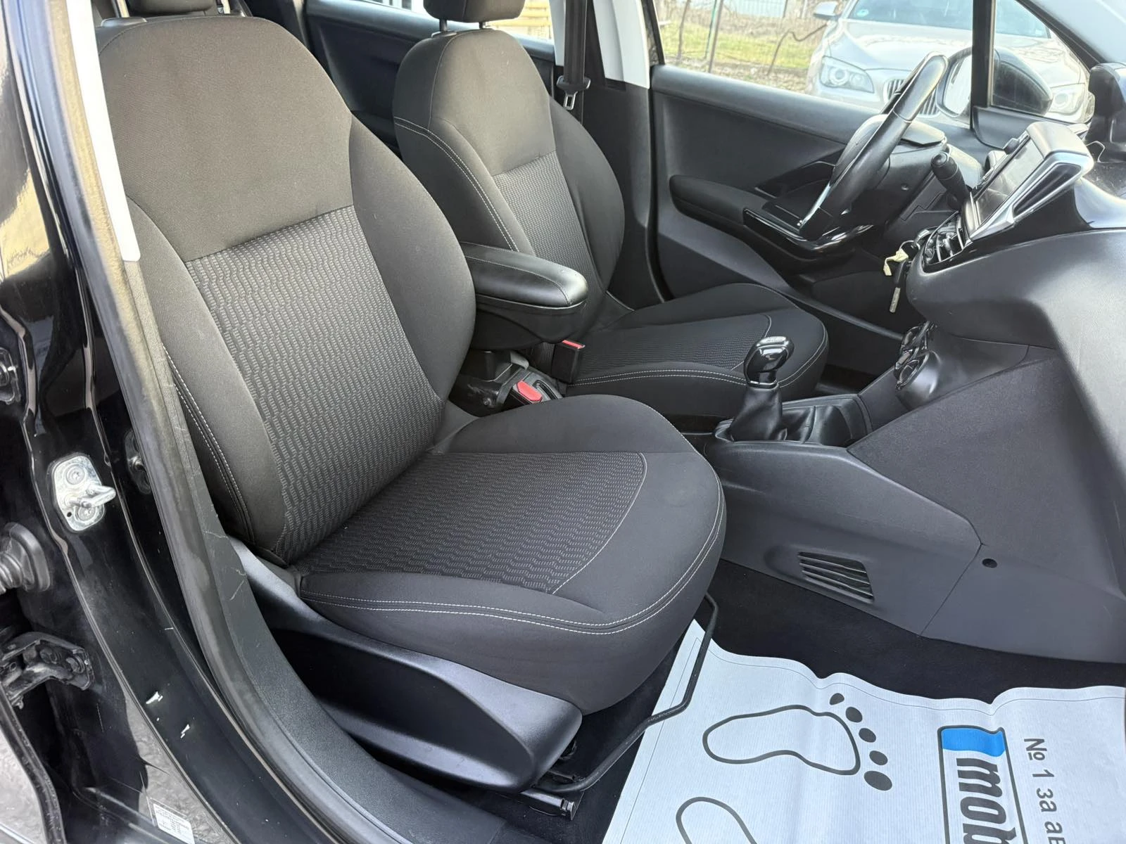 Peugeot 208 1.2i FaceLift | Mobile.bg � ����������� 13