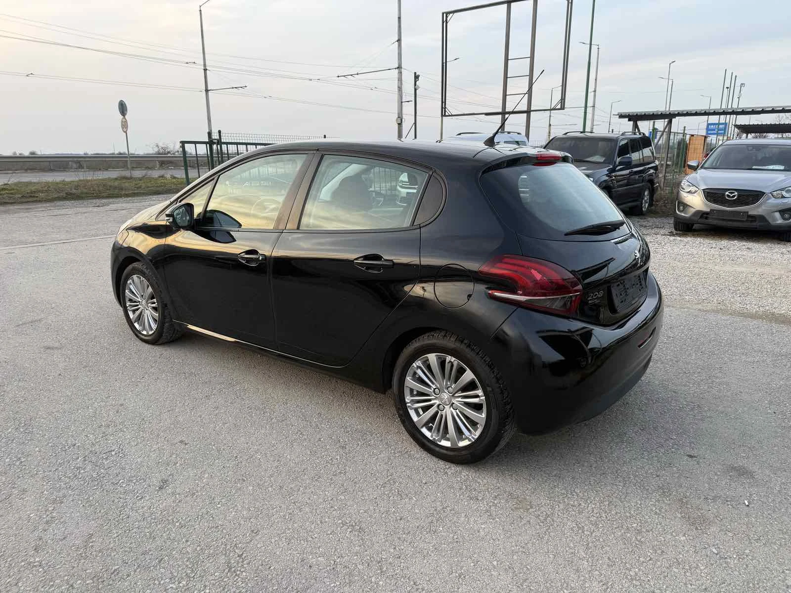Peugeot 208 1.2i FaceLift | Mobile.bg � ����������� 8