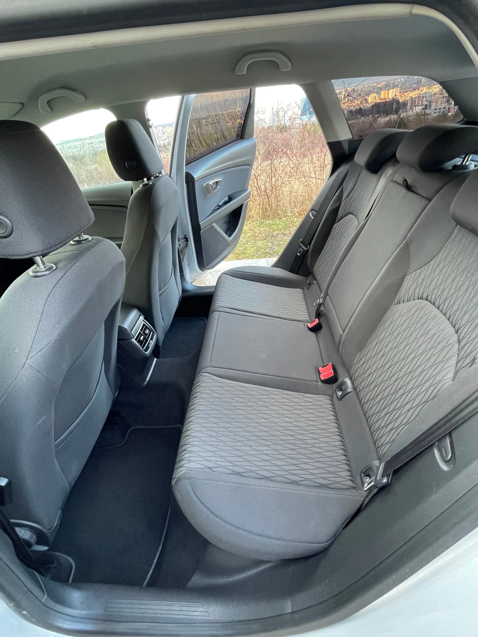 Seat Leon 1.6TDI LED Navigation | Mobile.bg � ����������� 13