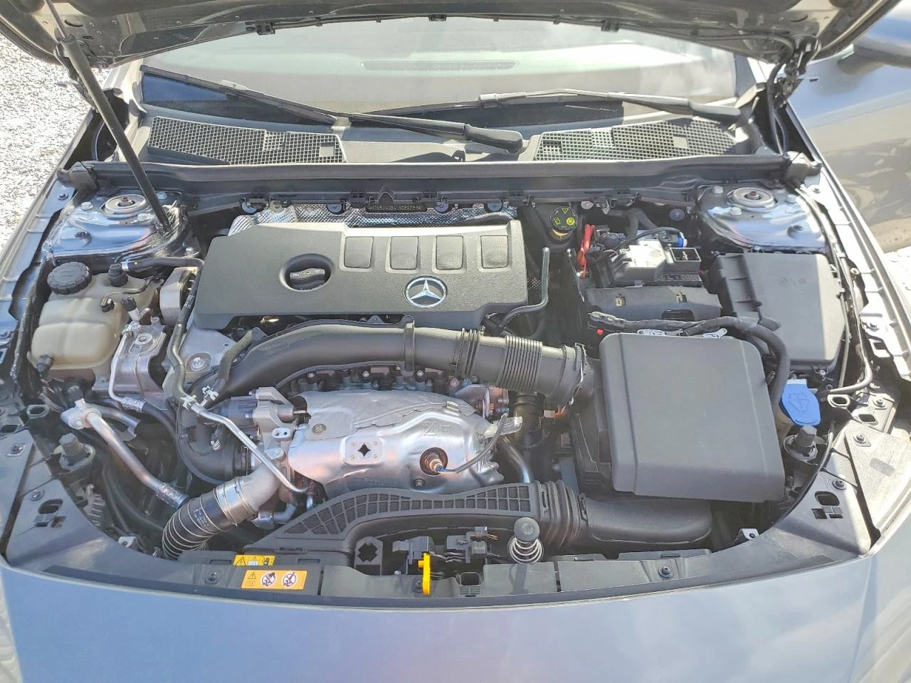 Mercedes-Benz CLA 250, снимка 11 - Автомобили и джипове - 54038184