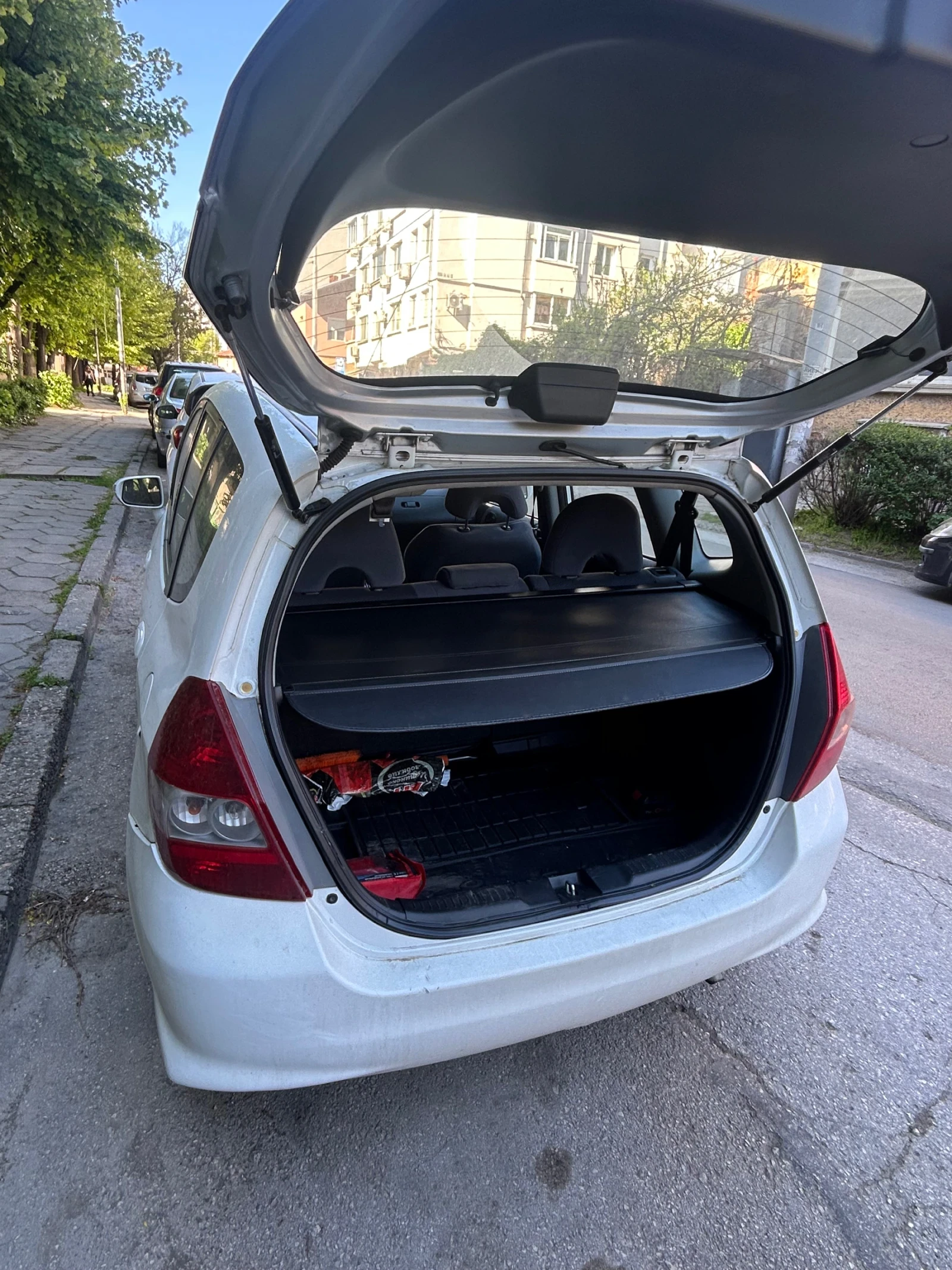 Honda Jazz, снимка 4 - Автомобили и джипове - 54199268