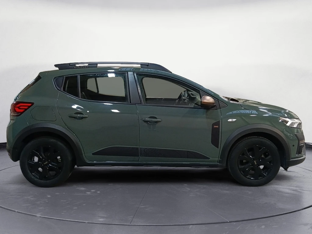 Dacia Sandero Stepway, снимка 4 - Автомобили и джипове - 54593070