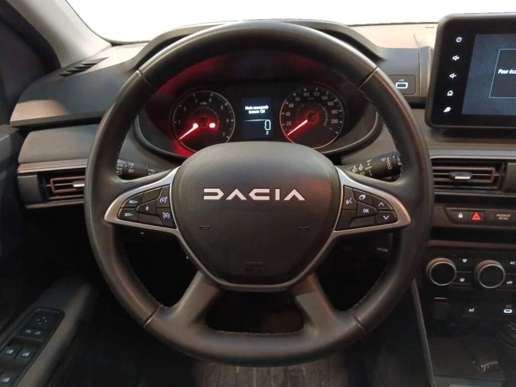 Dacia Sandero Stepway, снимка 10 - Автомобили и джипове - 54593070