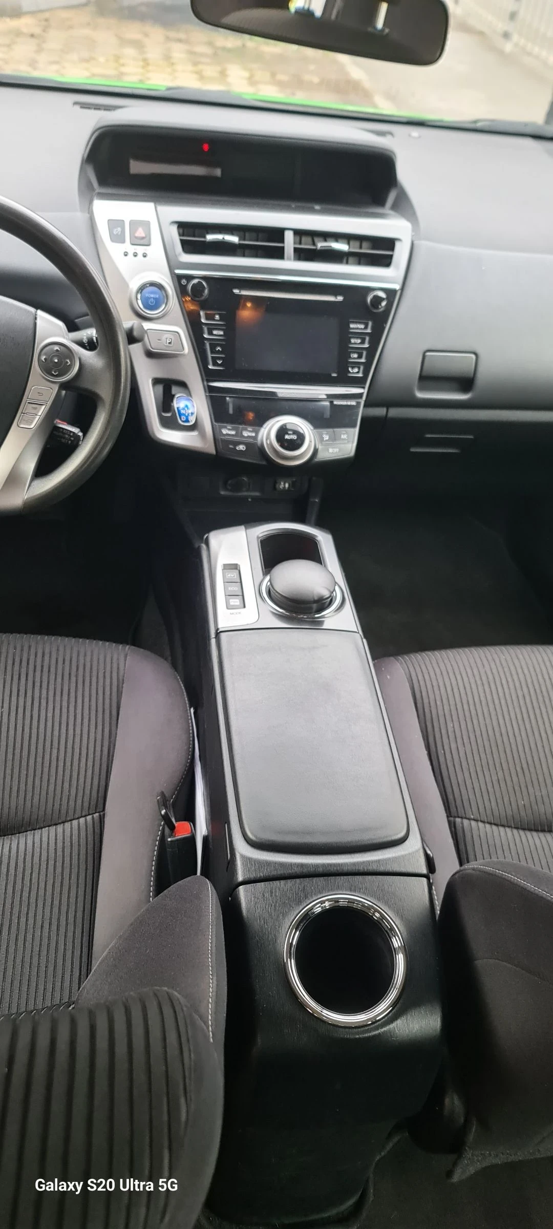Toyota Prius Prius+ 1.8 hibrid, снимка 7 - Автомобили и джипове - 54676052