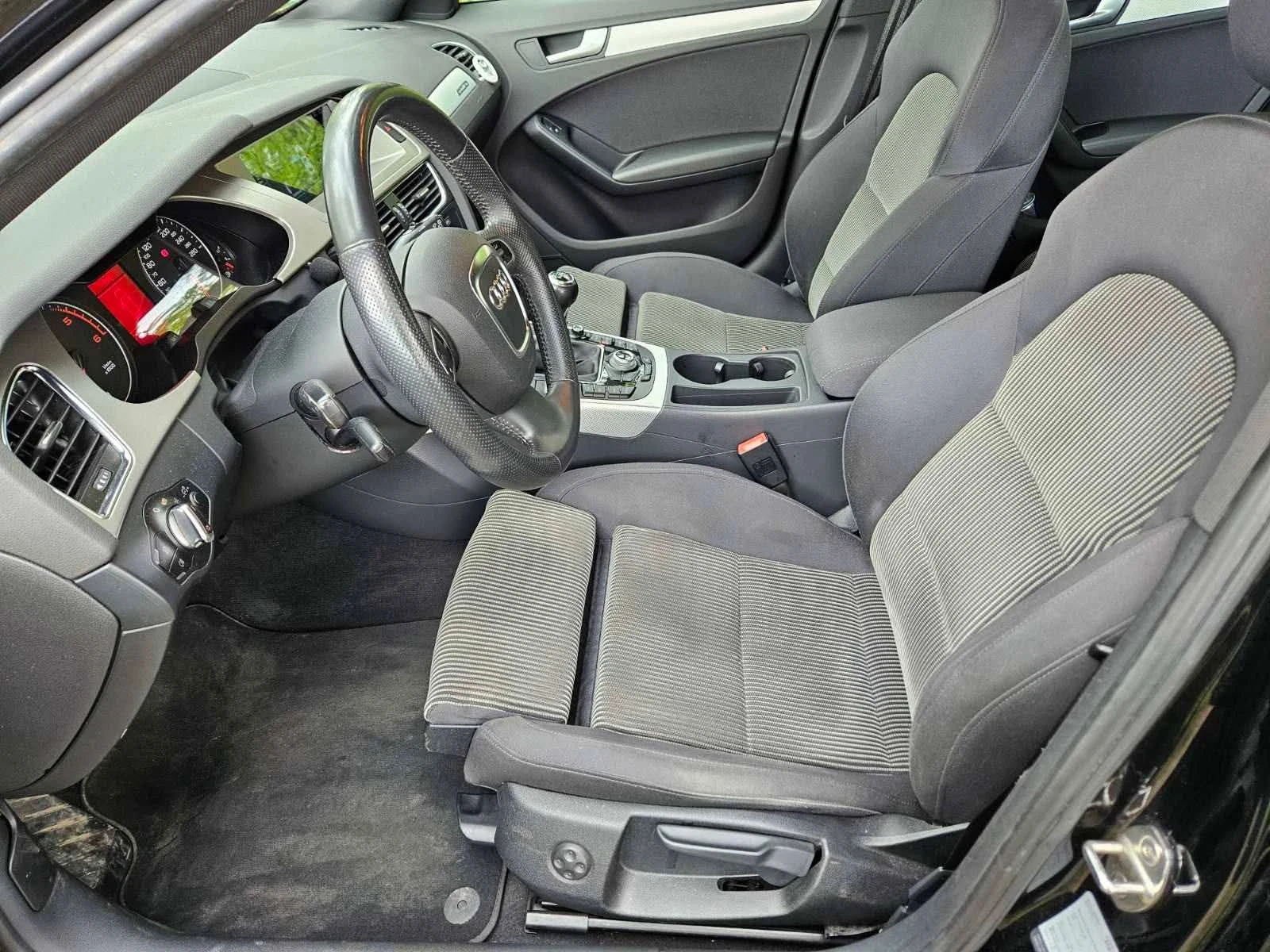 Audi A4, снимка 5 - Автомобили и джипове - 54751496