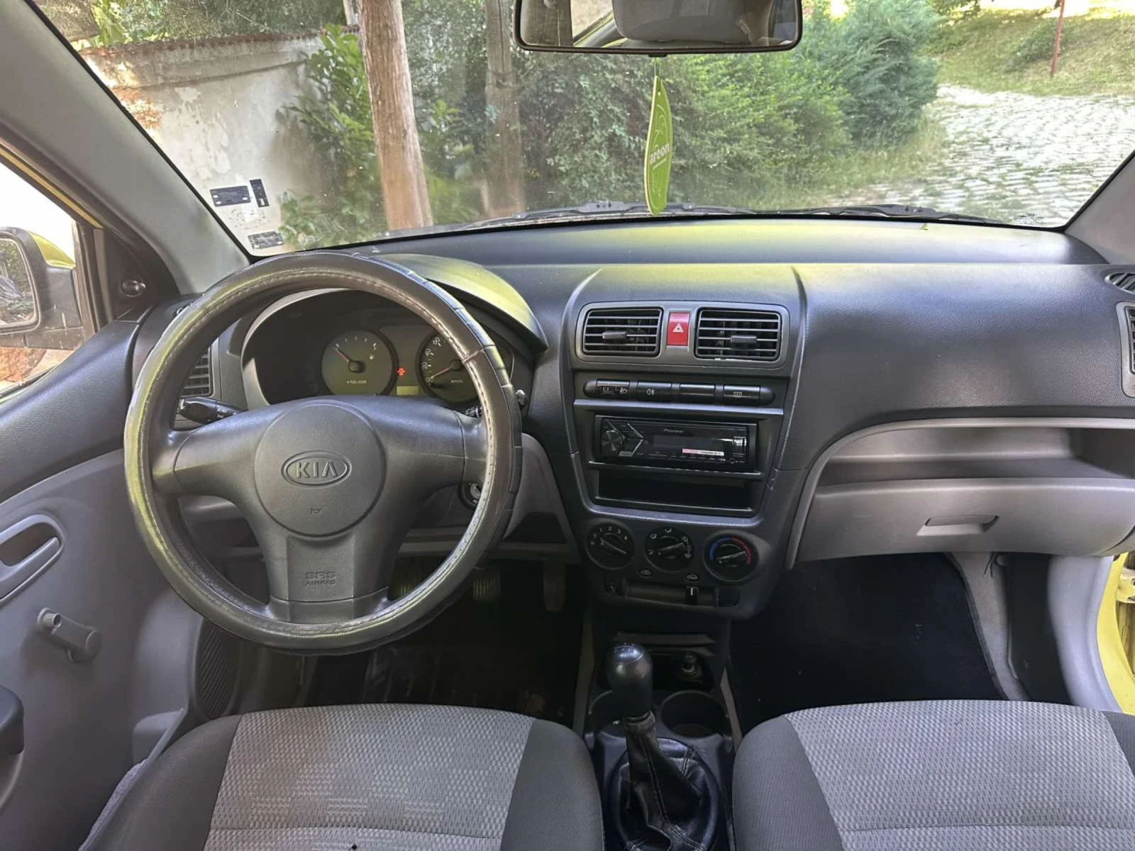 Kia Picanto 1.1 i, снимка 10 - Автомобили и джипове - 55095249