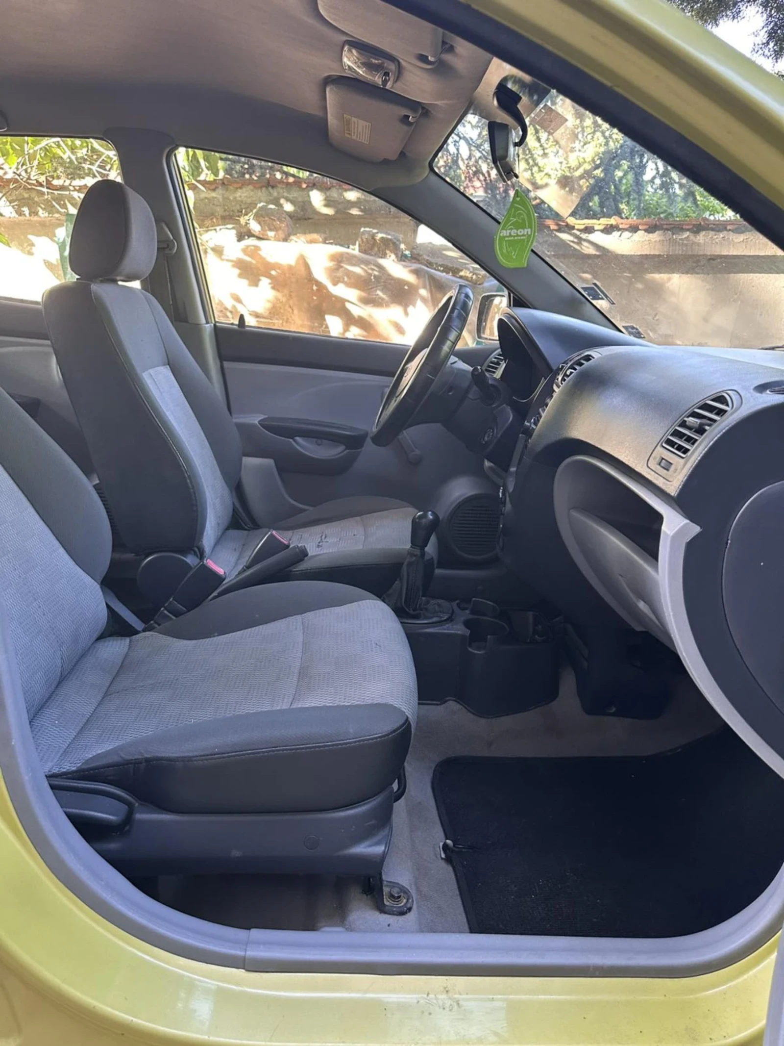 Kia Picanto 1.1 i, снимка 5 - Автомобили и джипове - 55095249