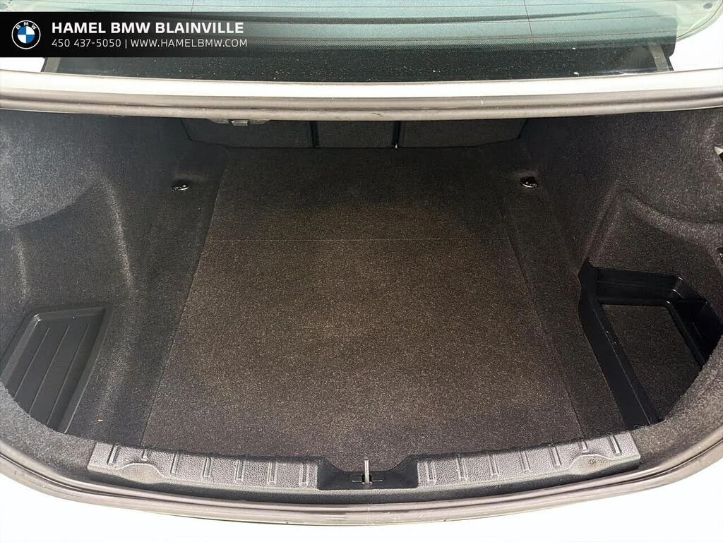 BMW 330 xDrive * АвтоКредит * (Цена до БГ), снимка 6 - Автомобили и джипове - 55557765