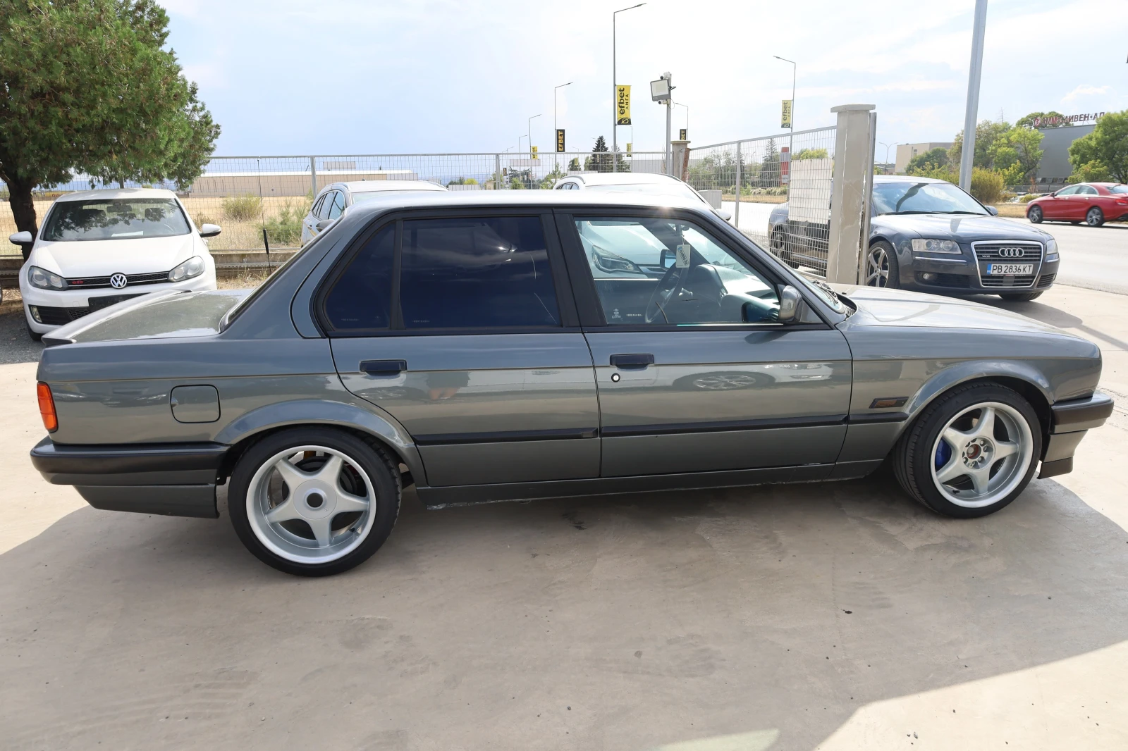 BMW 316 ГАЗ* Без аналог на пазара* Като НОВА* ГАРАЖНА, снимка 4 - Автомобили и джипове - 55986913