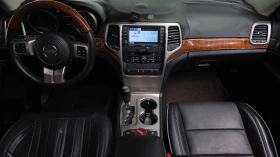 Jeep Cherokee 3.6* ЕЛ. БАГАЖНИК* ЛЮК* ПОДГРЕВ ВОЛАН* КРАЙНА ЦЕНА, снимка 7