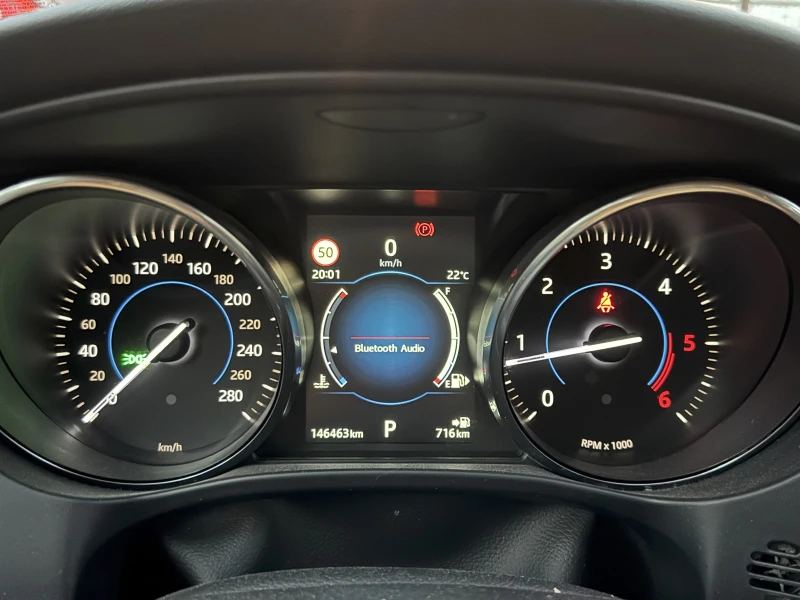 Jaguar F-PACE, снимка 13 - Автомобили и джипове - 52365695