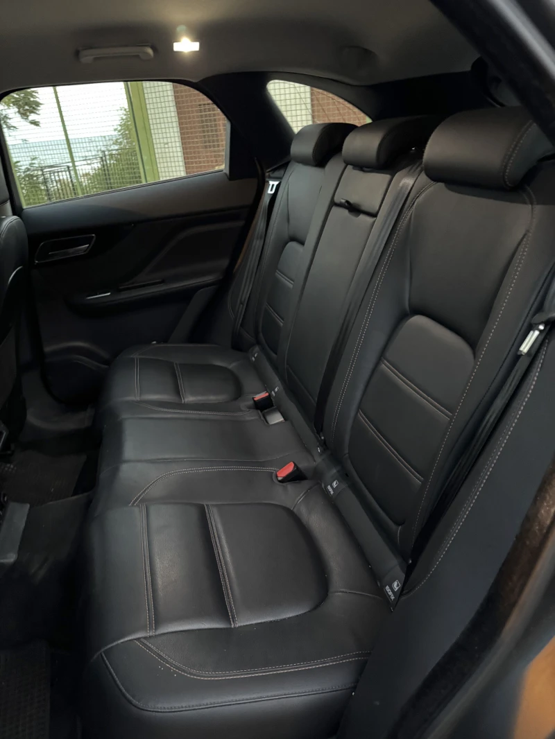 Jaguar F-PACE, снимка 16 - Автомобили и джипове - 52365695