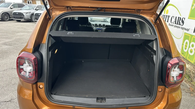 Dacia Duster 1.5 dCi N1 Пътнически от БГ, снимка 11 - Автомобили и джипове - 52694442