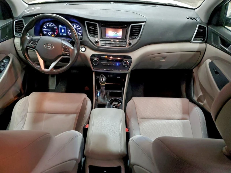 Hyundai Tucson, снимка 8 - Автомобили и джипове - 52860019
