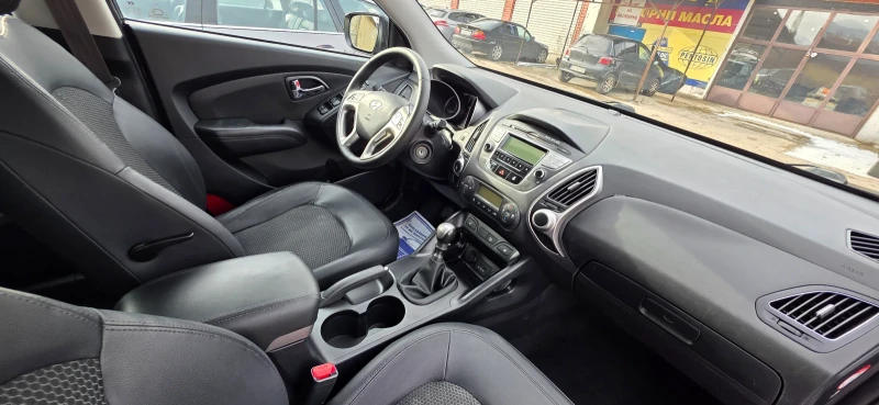 Hyundai IX35 1.7 CRDI 116k.c UNIKAT EURO EURO 5 , снимка 13 - Автомобили и джипове - 53097515
