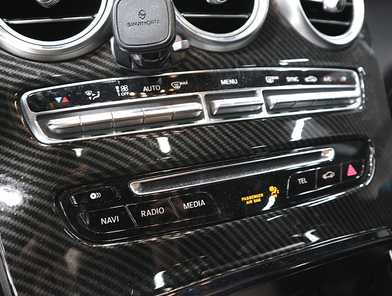 Mercedes-Benz GLC 220 COUPE/Пълна сервизна история !!!, снимка 9 - Автомобили и джипове - 53273902