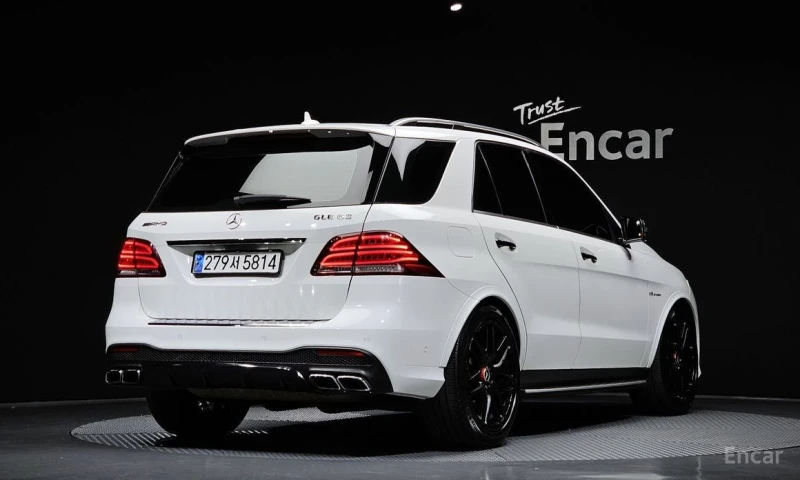 Mercedes-Benz GLE 63 AMG, снимка 2 - Автомобили и джипове - 53355208