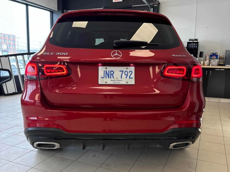 Mercedes-Benz GLC 300 4MATIC * ПАНОРАМА* ПОДГРЕВ НА ВОЛАНА И СЕДАЛКИТЕ* , снимка 5 - Автомобили и джипове - 53380069