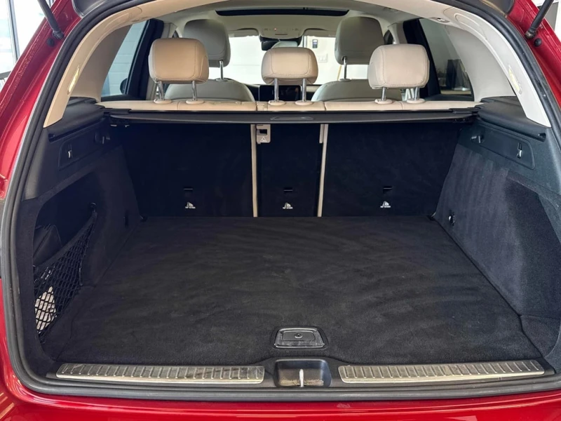 Mercedes-Benz GLC 300 4MATIC * ПАНОРАМА* ПОДГРЕВ НА ВОЛАНА И СЕДАЛКИТЕ* , снимка 13 - Автомобили и джипове - 53380069
