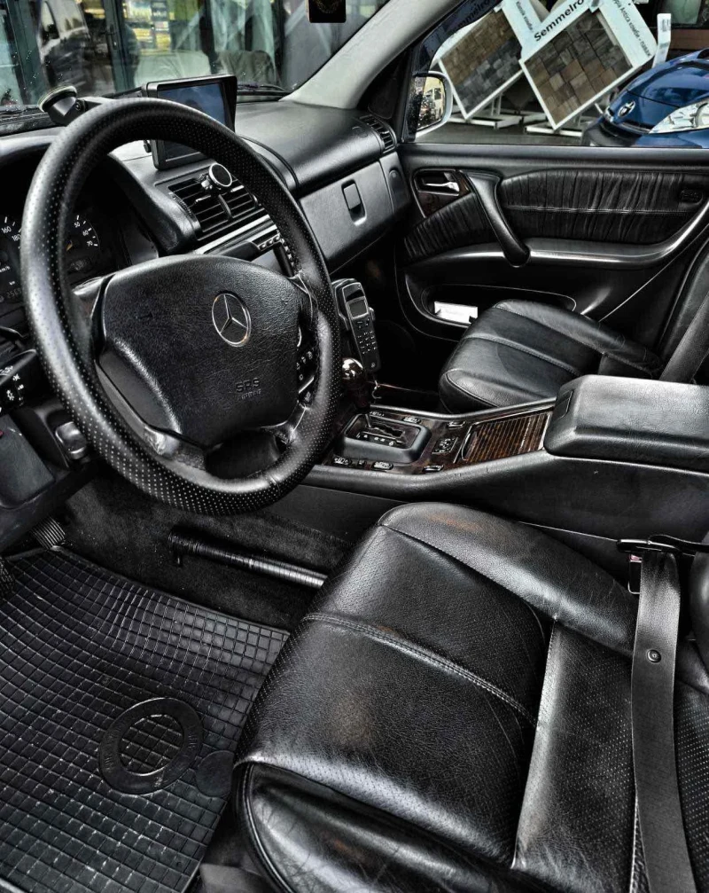Mercedes-Benz ML 500 5.0, снимка 7 - Автомобили и джипове - 53385737