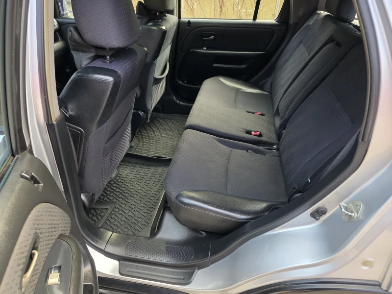 Honda Cr-v Бензин/Газ Автоматик Италия , снимка 13 - Автомобили и джипове - 53407810