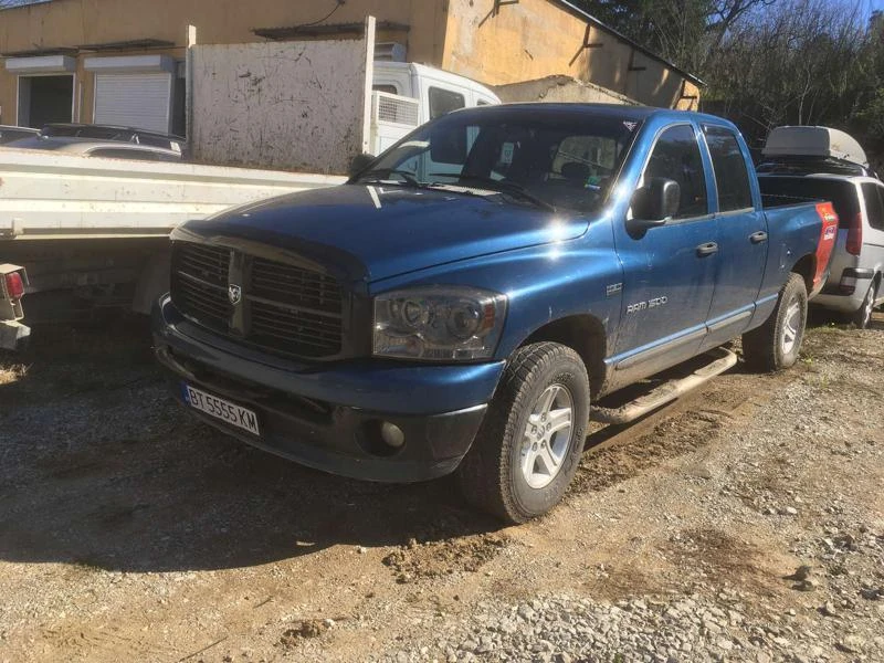 Dodge RAM 1500 5.7 HEMI, снимка 1 - Автомобили и джипове - 28855414