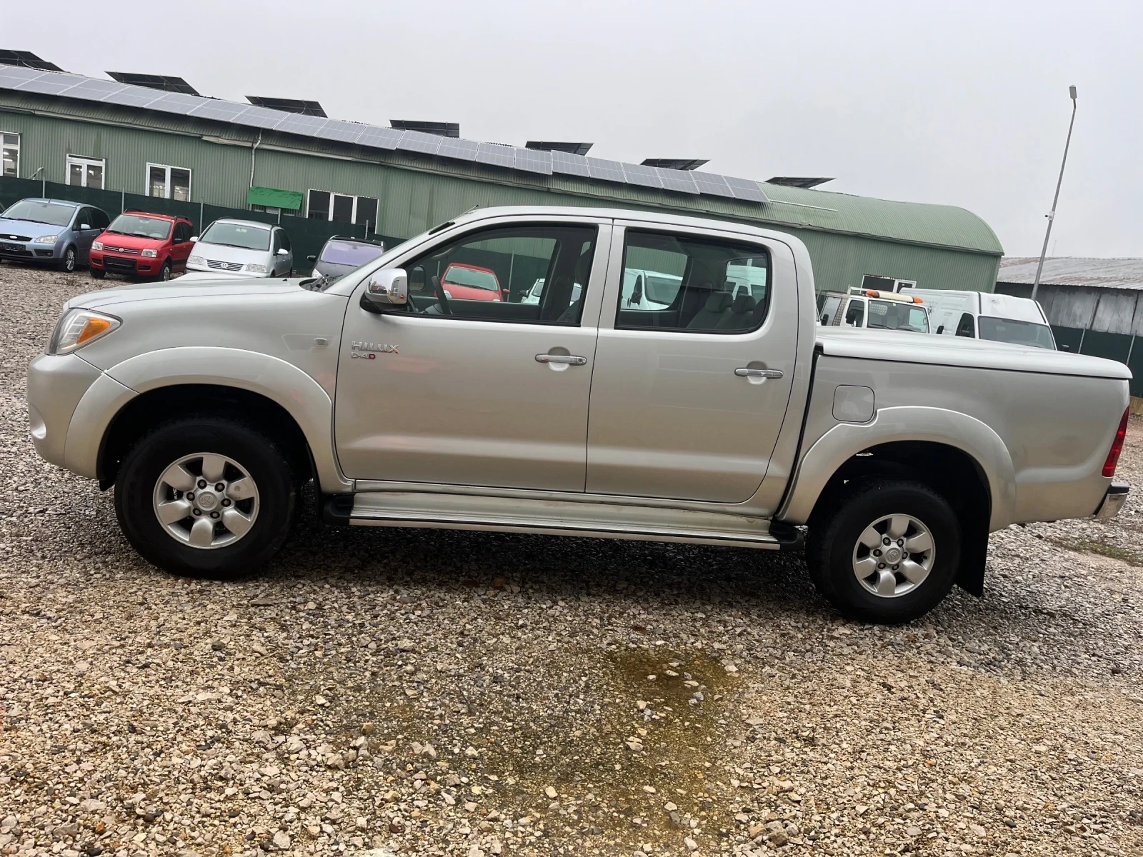 Toyota Hilux 2.5 D-4D 120кс Реални 201хил км - изображение 4