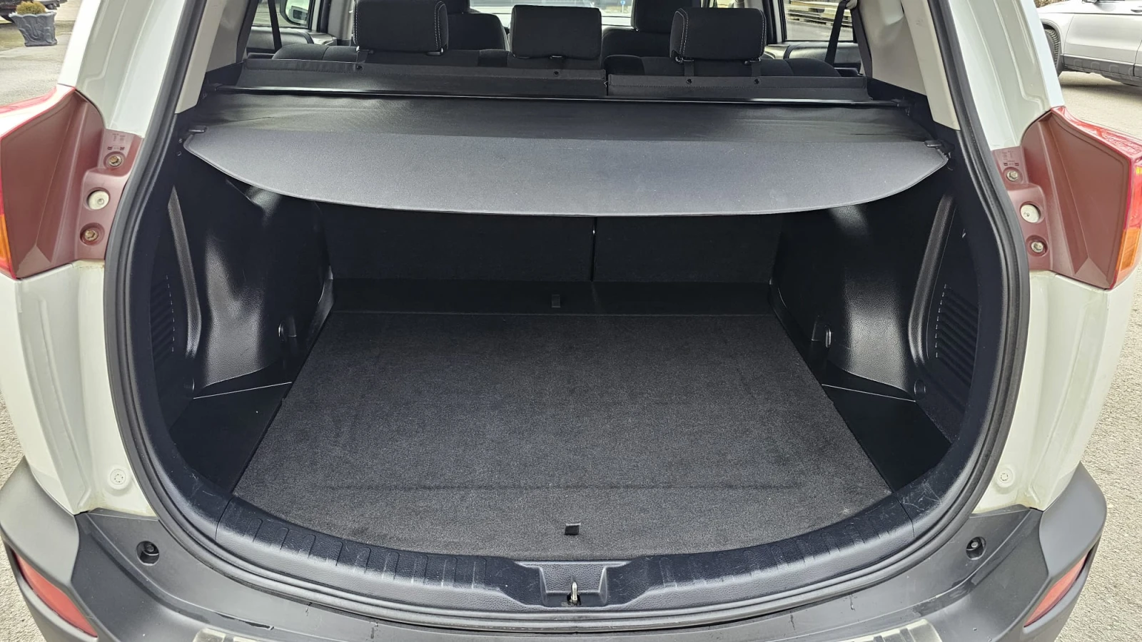 Toyota Rav4 2.0D4D AWD 6SP IT-�������-��� ����.-������-������ | Mobile.bg � ����������� 15