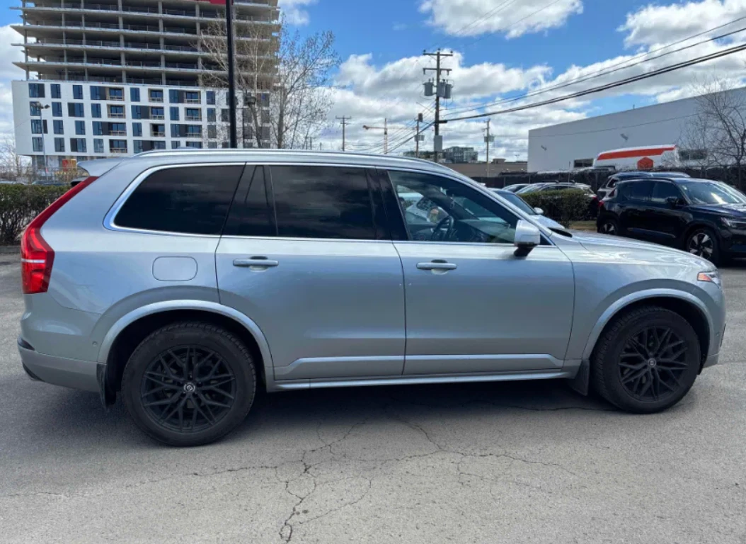 Volvo Xc90 R-DESIGN T6 AWD CARFAX, снимка 3 - Автомобили и джипове - 53507698