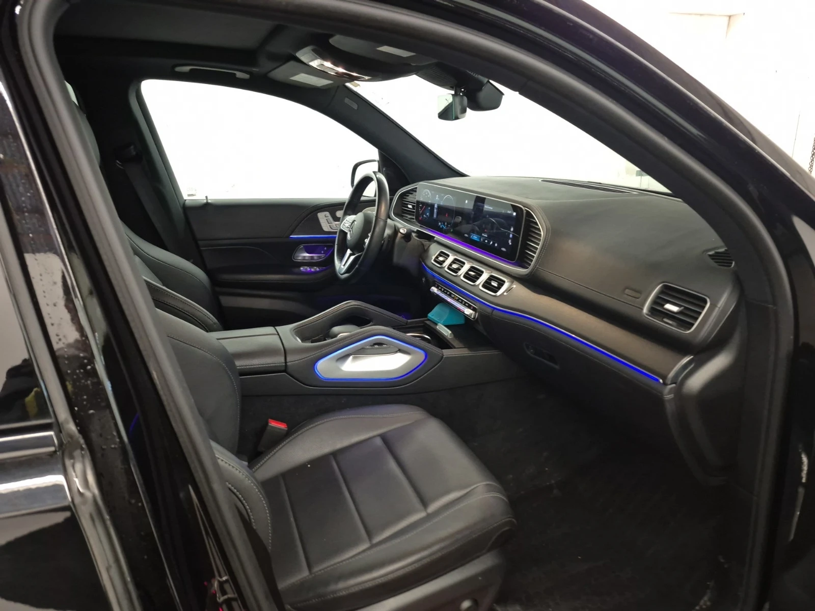 Mercedes-Benz GLE 350 * * CARFAX * * АВТО КРЕДИТ * * , снимка 9 - Автомобили и джипове - 54002077