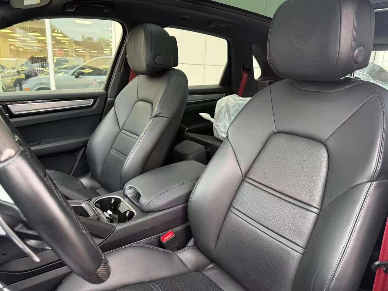 Porsche Cayenne  AWD * BOSE* PANORAMA* + ГУМИ С ДЖАНТИ* , снимка 15 - Автомобили и джипове - 54495938