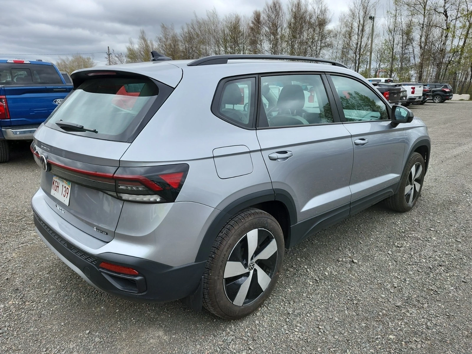 VW Taos, снимка 3 - Автомобили и джипове - 54612166