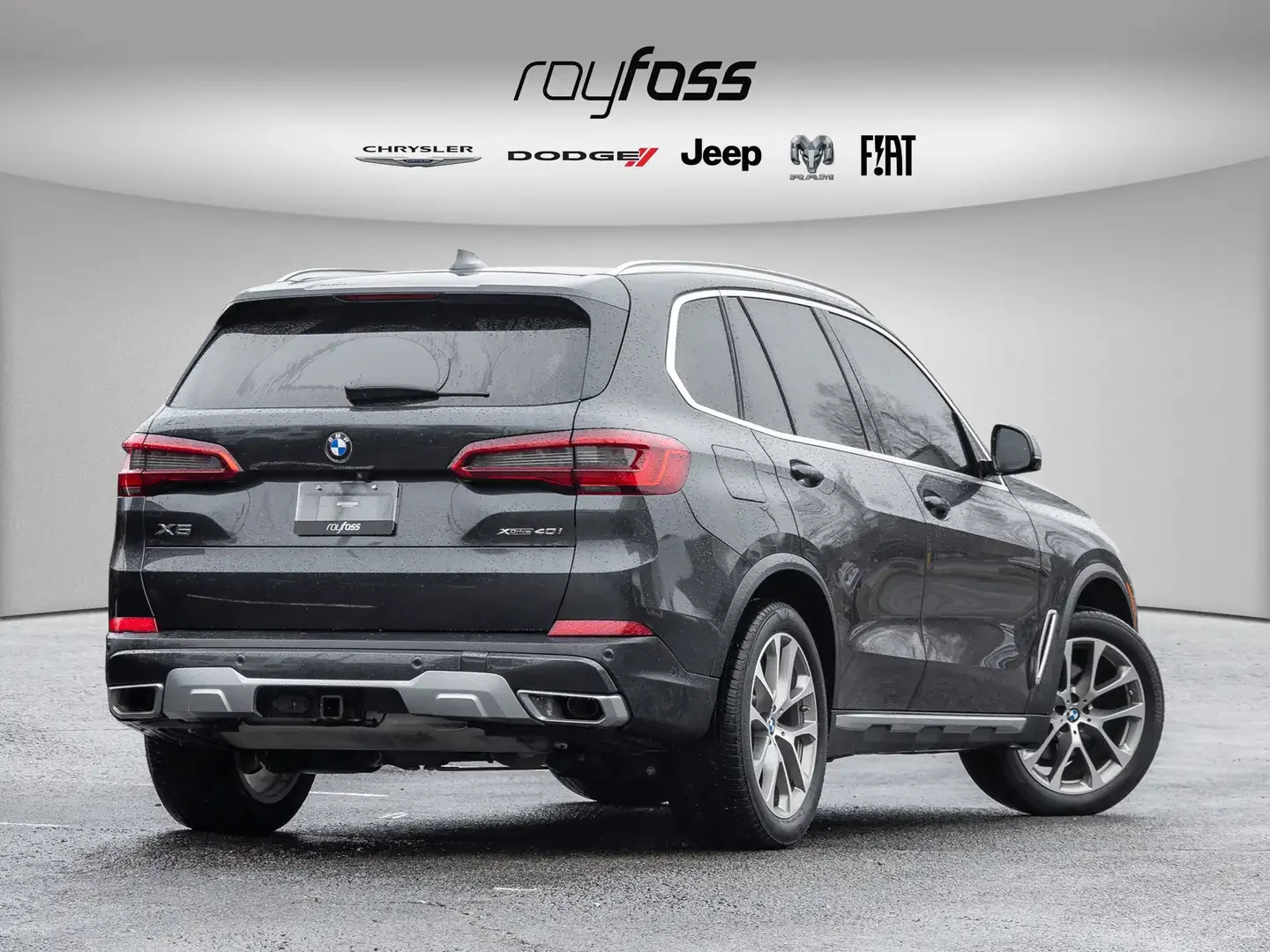 BMW X5 AWD xDrive40i | ЧИСТ Carfax | 360 | Digital Disp , снимка 2 - Автомобили и джипове - 54623167