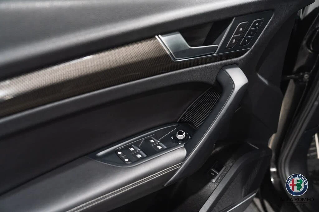 Audi SQ5 2022 Audi SQ5 Sportback 3.0T quattro Prestige AWD, снимка 7 - Автомобили и джипове - 54841439