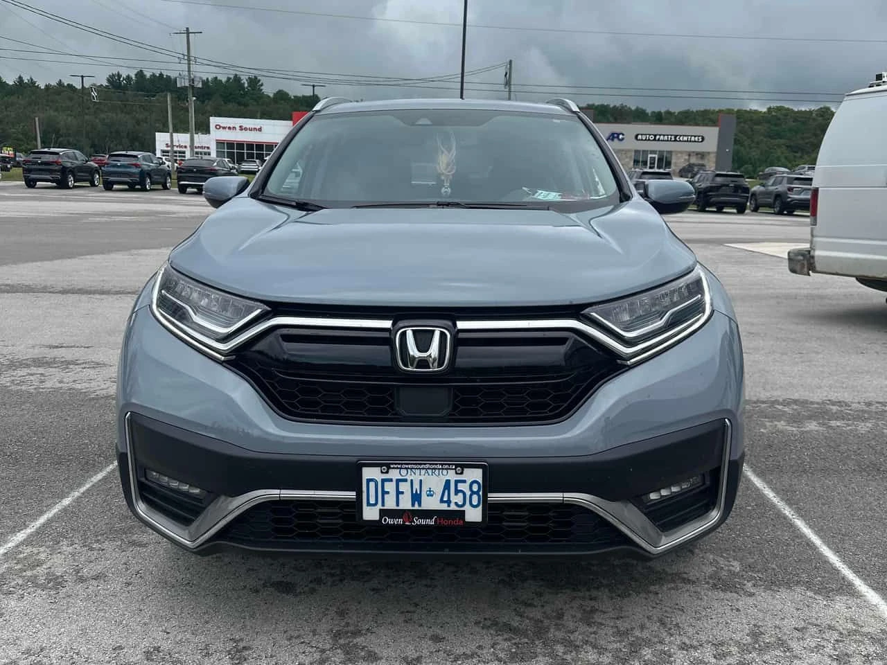 Honda Cr-v Touring AWD | CARFAX | АВТОКРЕДИТ БЕЗ ПЪРВОНАЧАЛНА, снимка 2 - Автомобили и джипове - 55579787