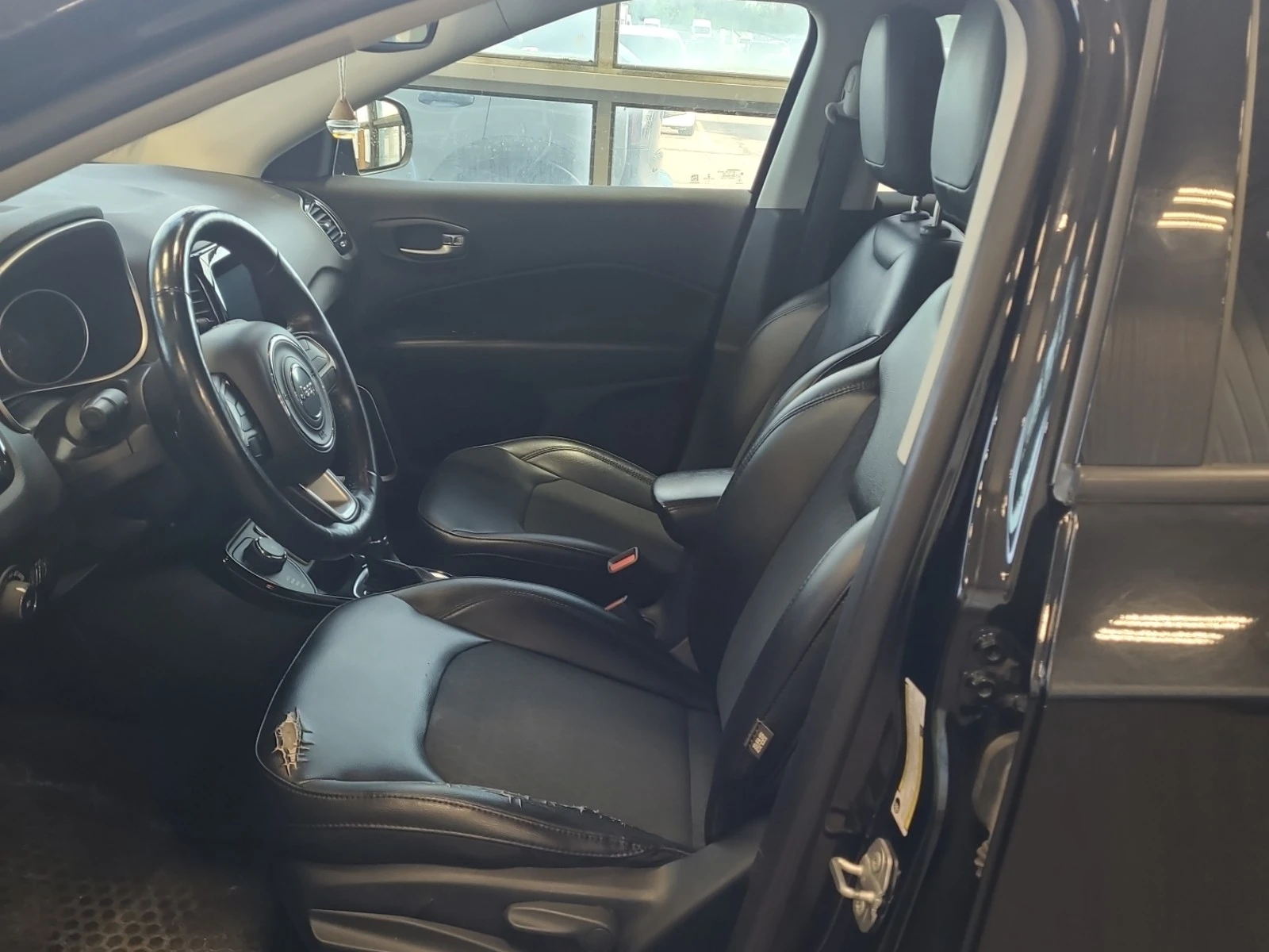 Jeep Compass 2.4L 4cyl 4WD | Mobile.bg � ����������� 5