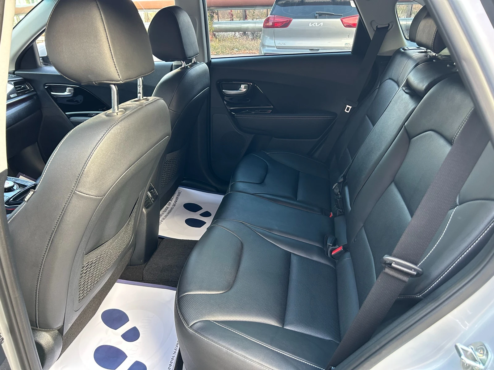 Kia Niro 64 kW, снимка 17 - Автомобили и джипове - 56612248