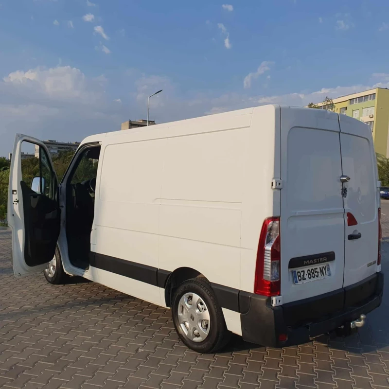 Renault Master Master 3 2.3dci 100, снимка 10 - Бусове и автобуси - 52046153