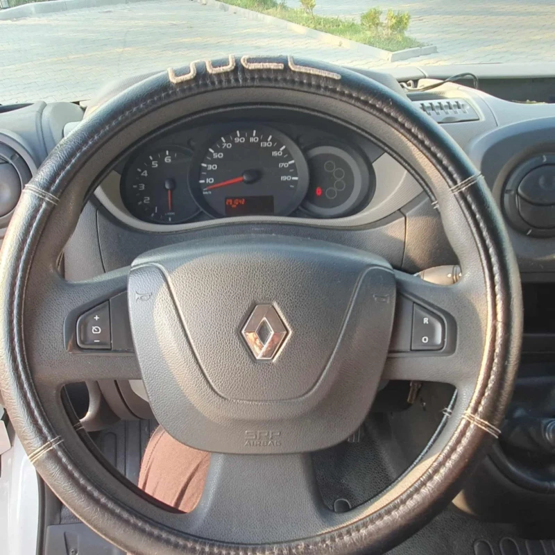 Renault Master Master 3 2.3dci 100, снимка 9 - Бусове и автобуси - 52046153