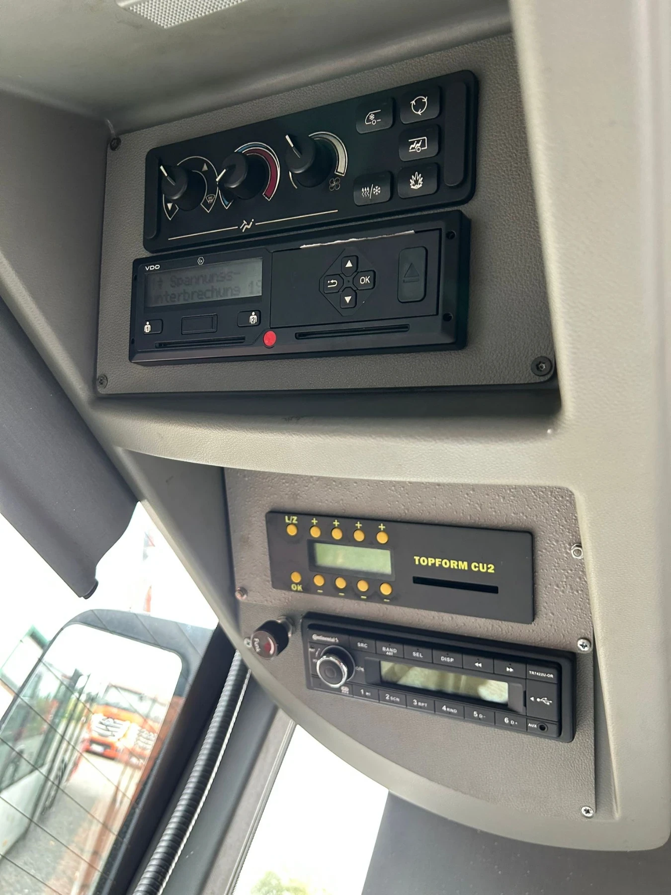 Setra S SETRA 415 КЛИМАТИК EURO 5 ABS, ASD - изображение 7
