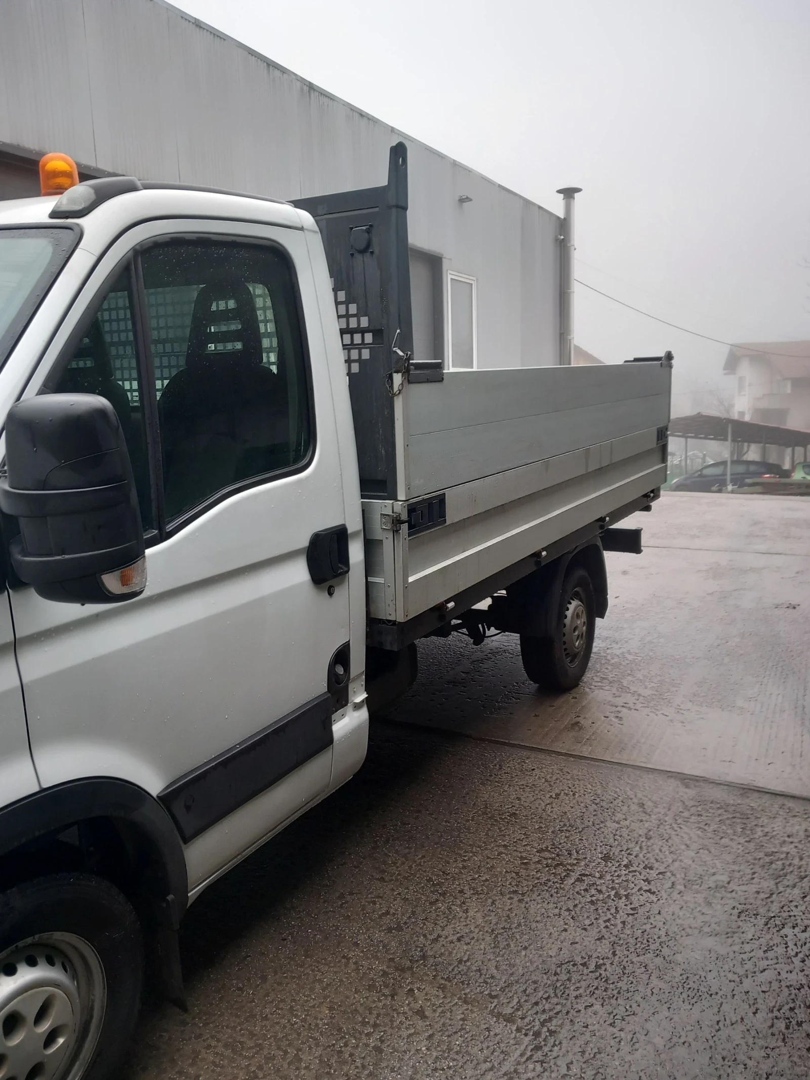 Iveco 35s11 2.3 - изображение 2