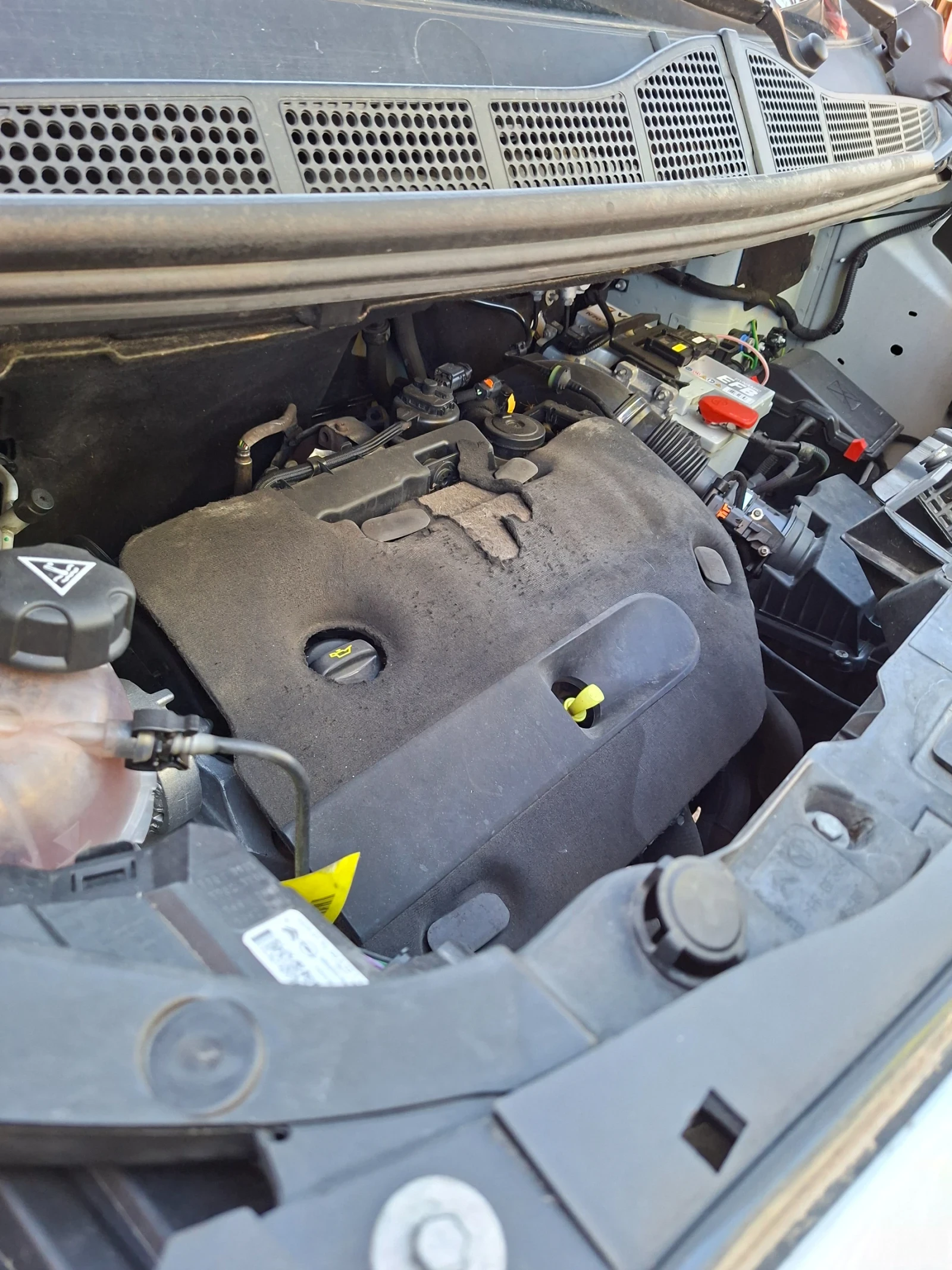 Opel Vivaro, снимка 8 - Бусове и автобуси - 56568382
