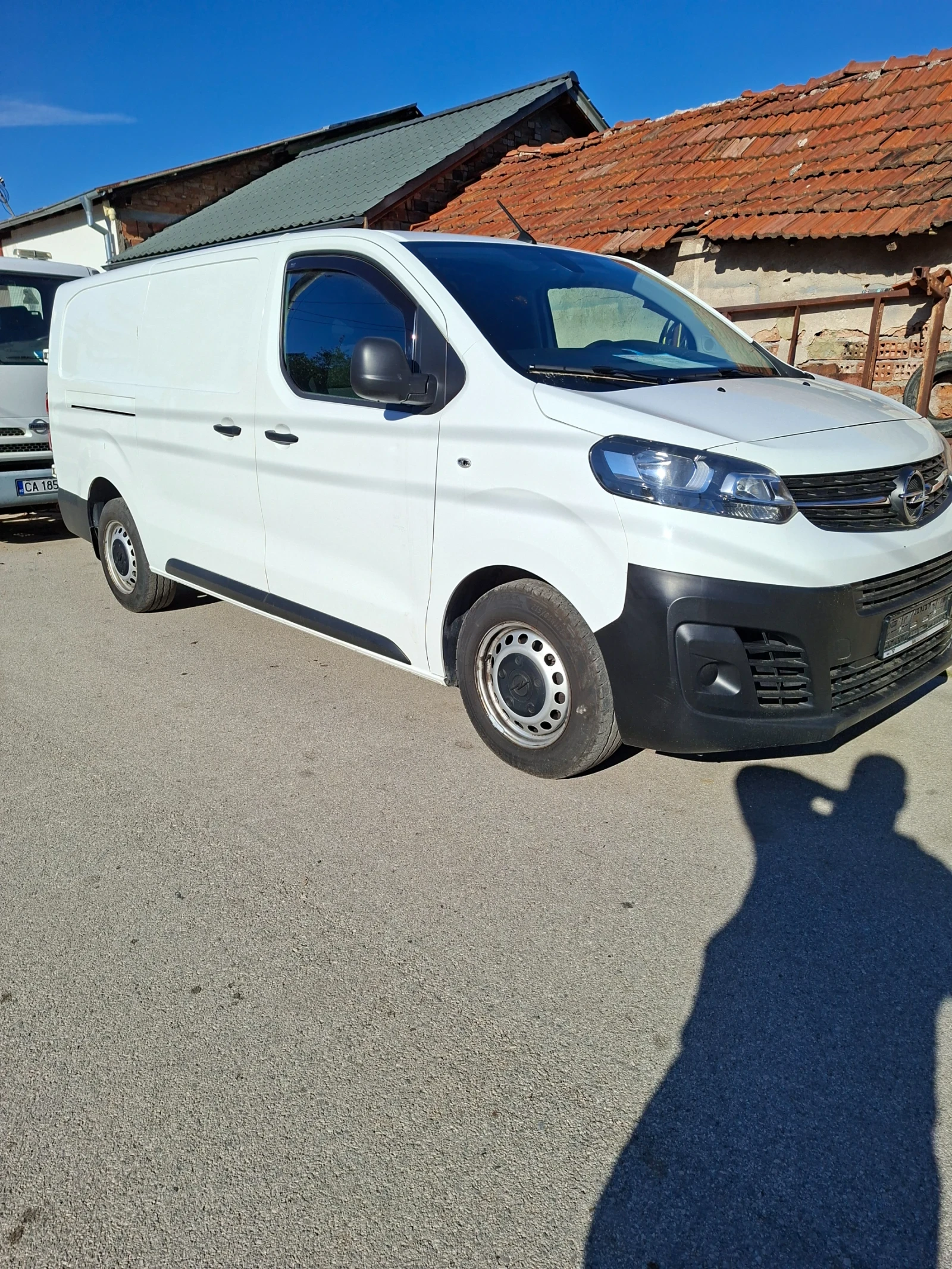 Opel Vivaro, снимка 2 - Бусове и автобуси - 56568382