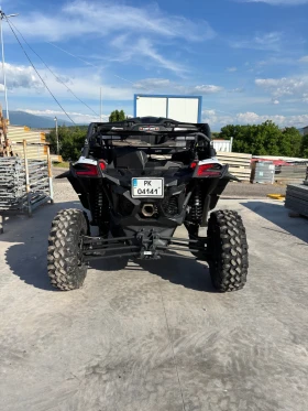 ����� �� �������� �� Can-Am Maverick X3