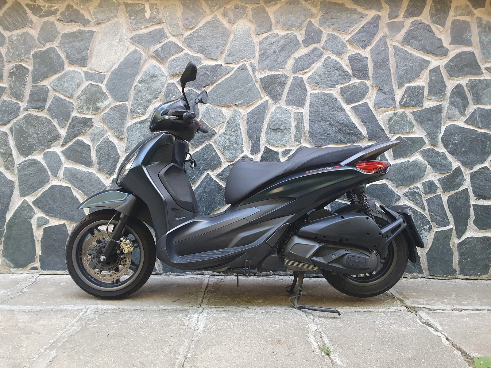 Piaggio Beverly Piaggio Beverly 300 S-model HPE ABS ASR - изображение 6