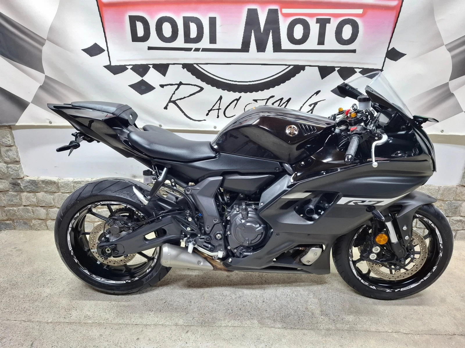 Yamaha YZF-R7  - изображение 10