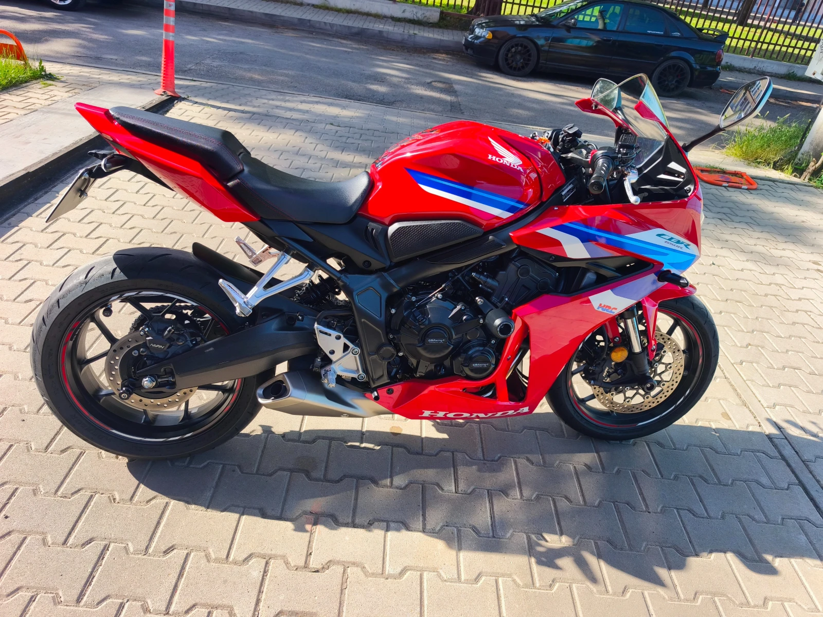Honda Cbr 650 r, снимка 3 - Мотоциклети и мототехника - 54720073