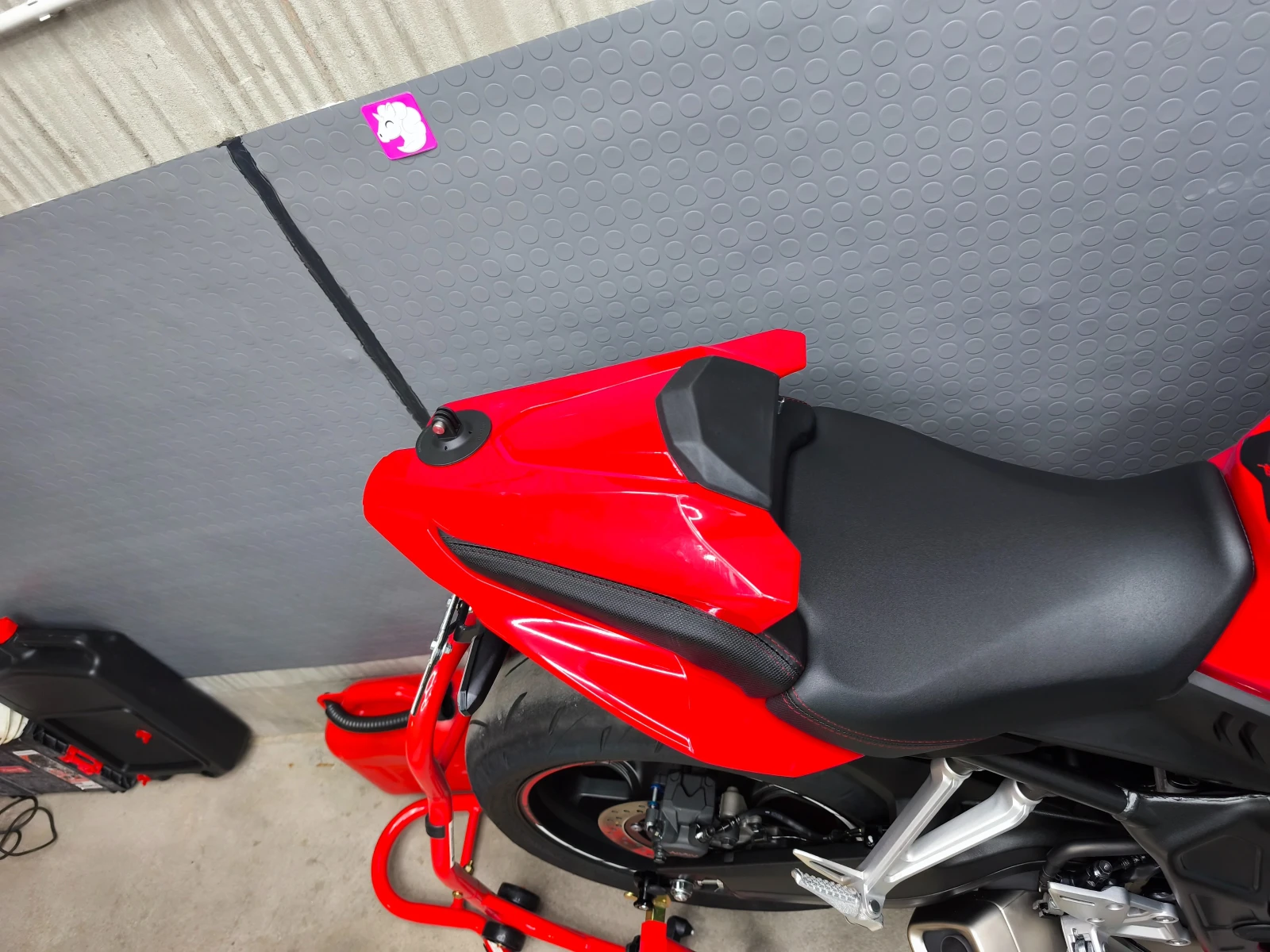 Honda Cbr 650 r, снимка 15 - Мотоциклети и мототехника - 54720073