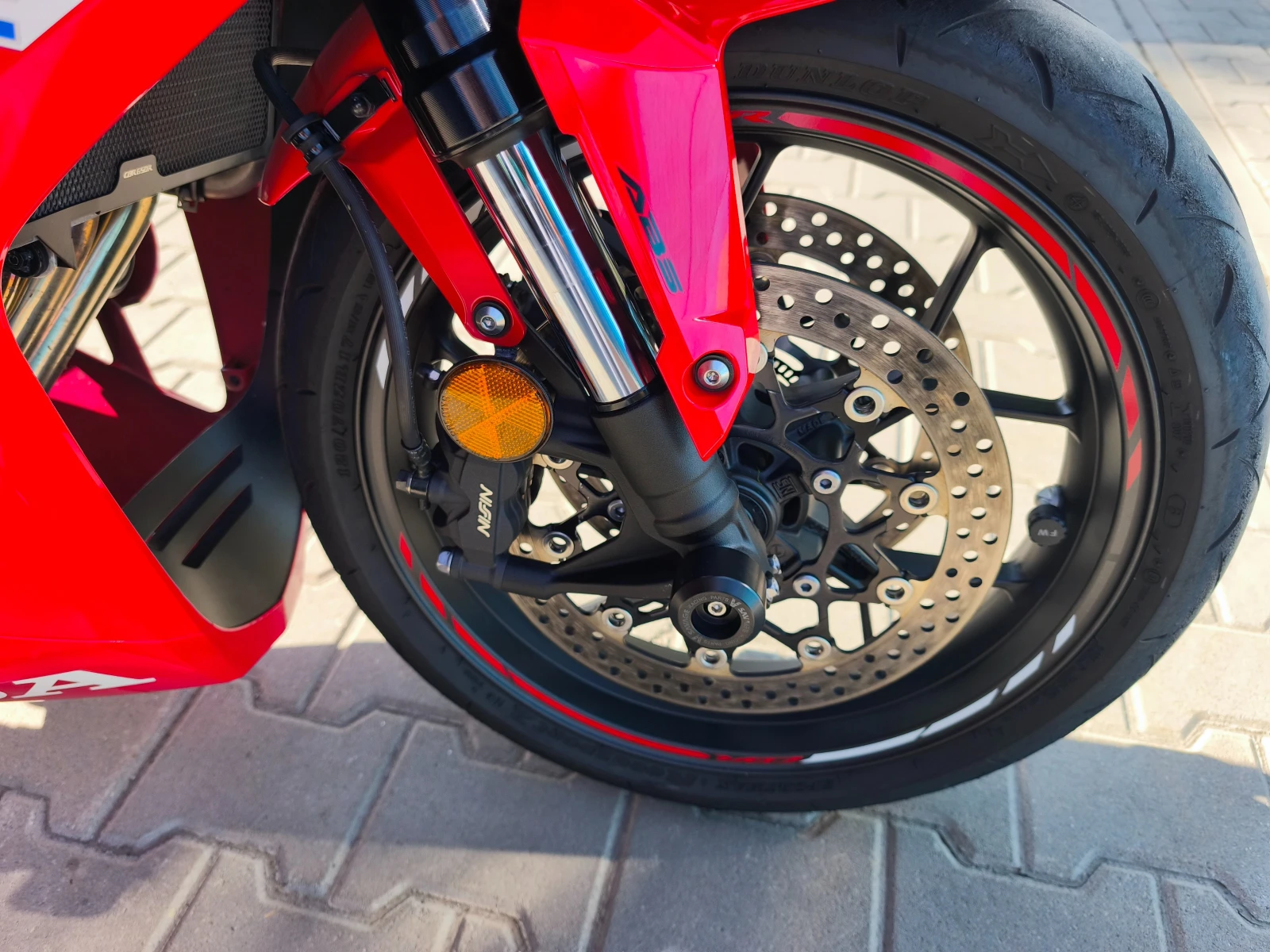 Honda Cbr 650 r, снимка 8 - Мотоциклети и мототехника - 54720073